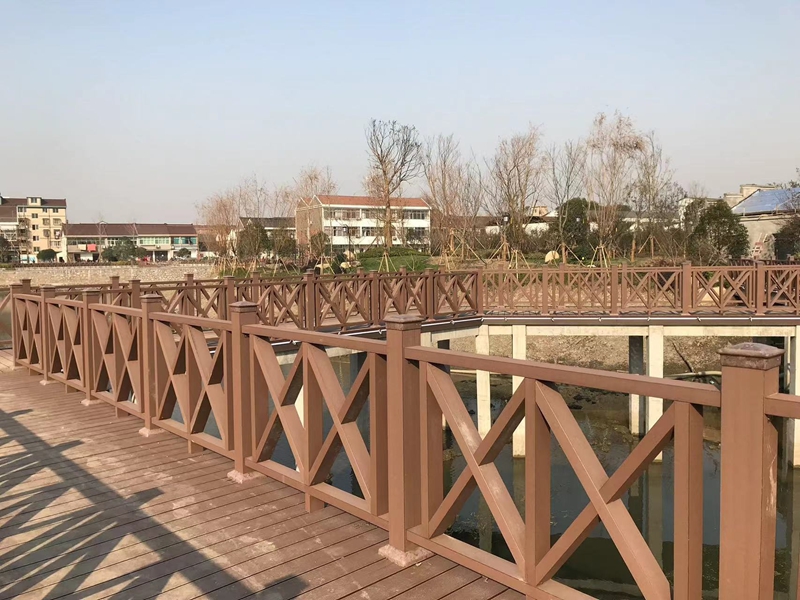 塑木欄桿-預鉆孔-防銹緊固件